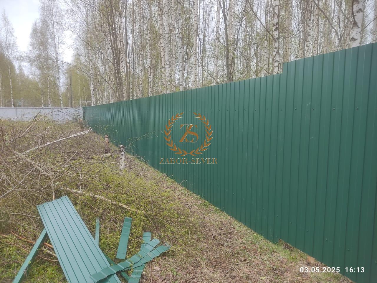 Забор из профнастила в ДНП Пареево